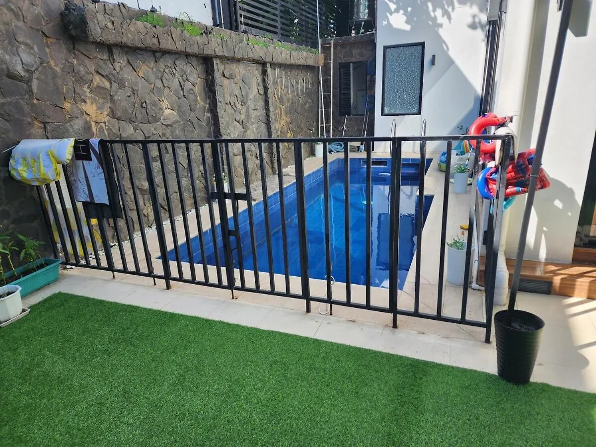 Family Room With Private Pool Manila Philippines